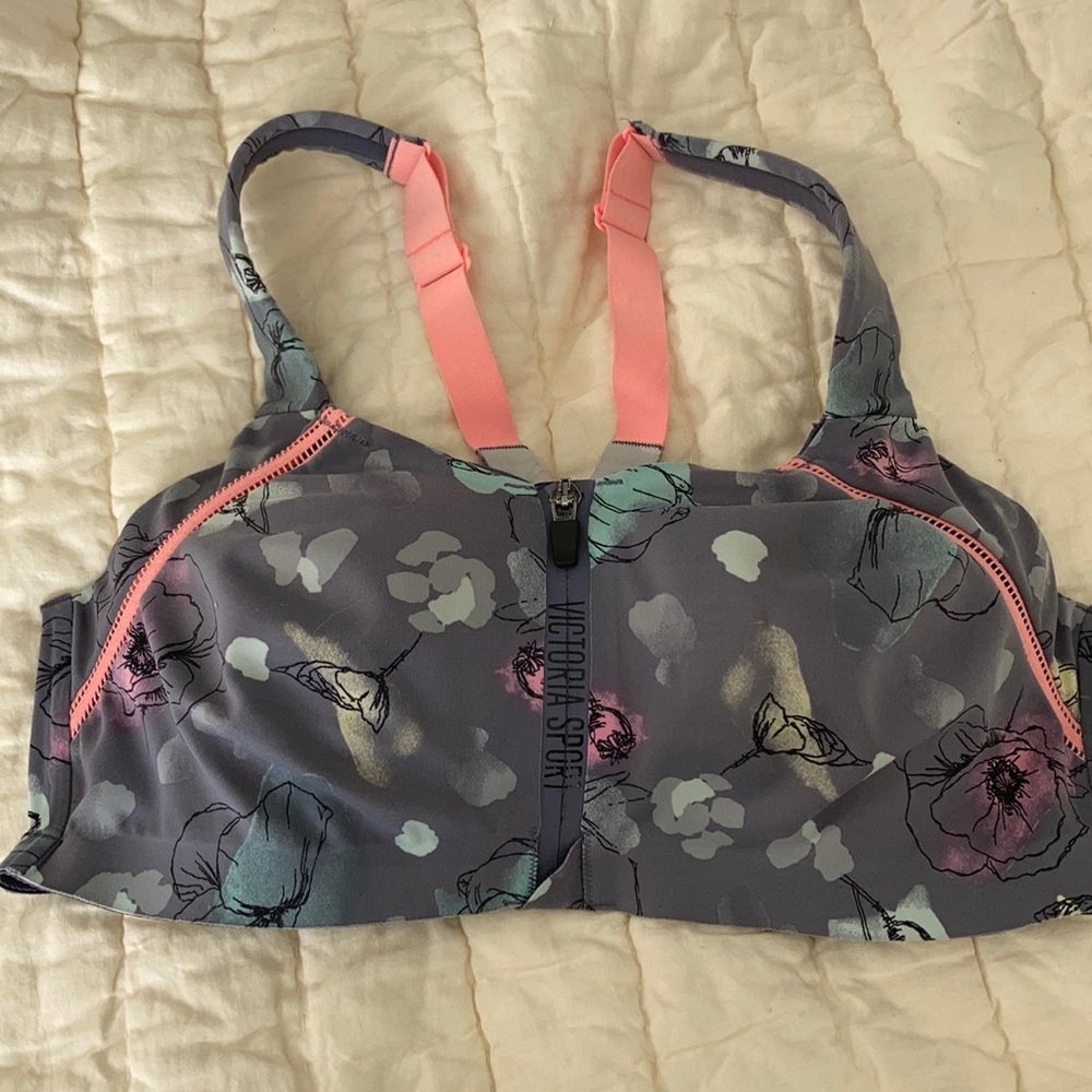 Victoria’s Secret knockout bra